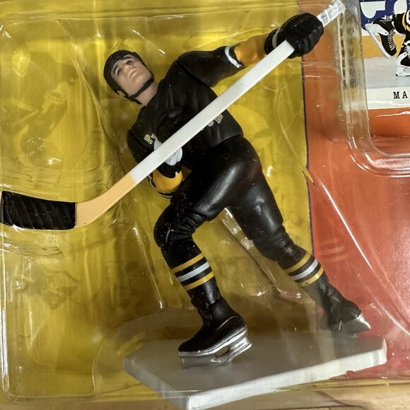 Starting LineUp Mario Lemieux Pittsburgh Penguins Hockey 1994 Action Figure NHL - Picture 3 of 4